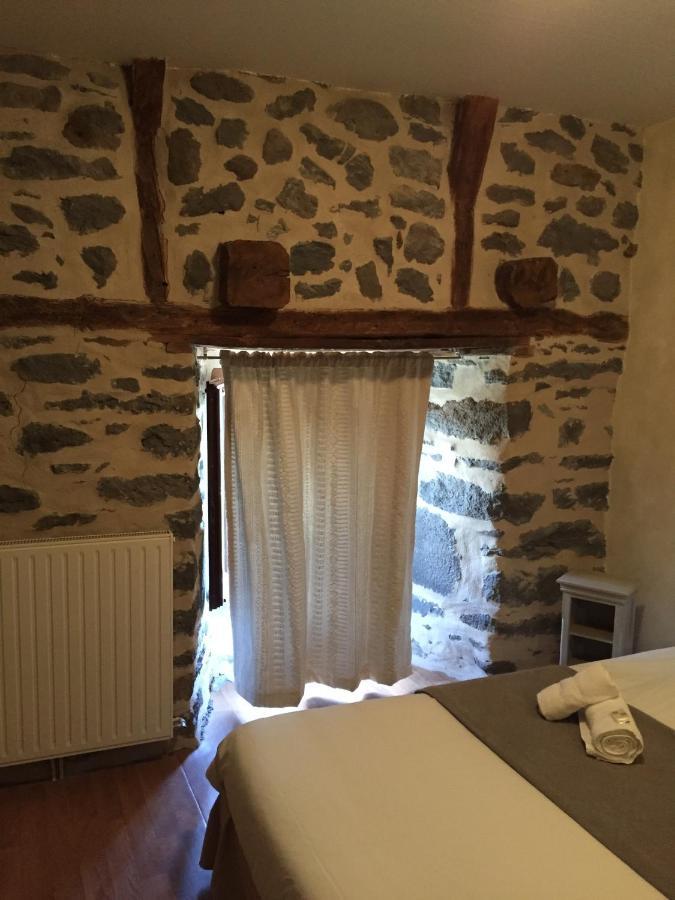 Auberge Les Fontilles Coltines Ngoại thất bức ảnh